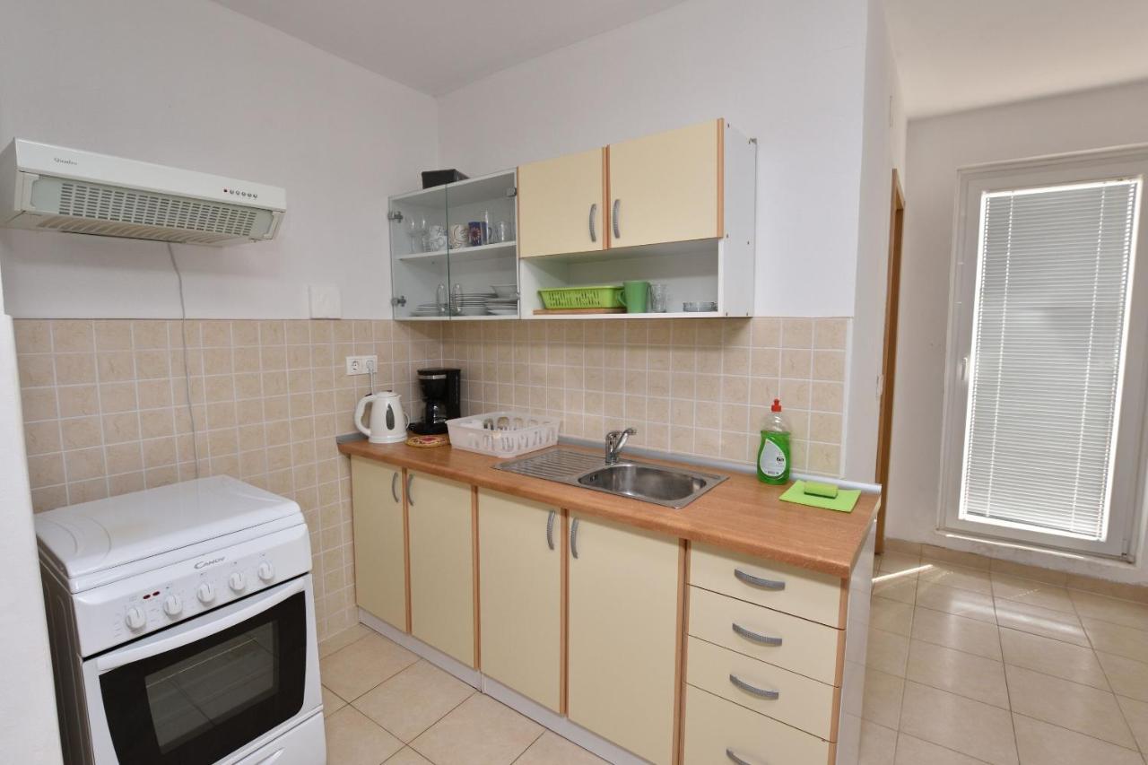 Apartments Jere Primosten Bagian luar foto
