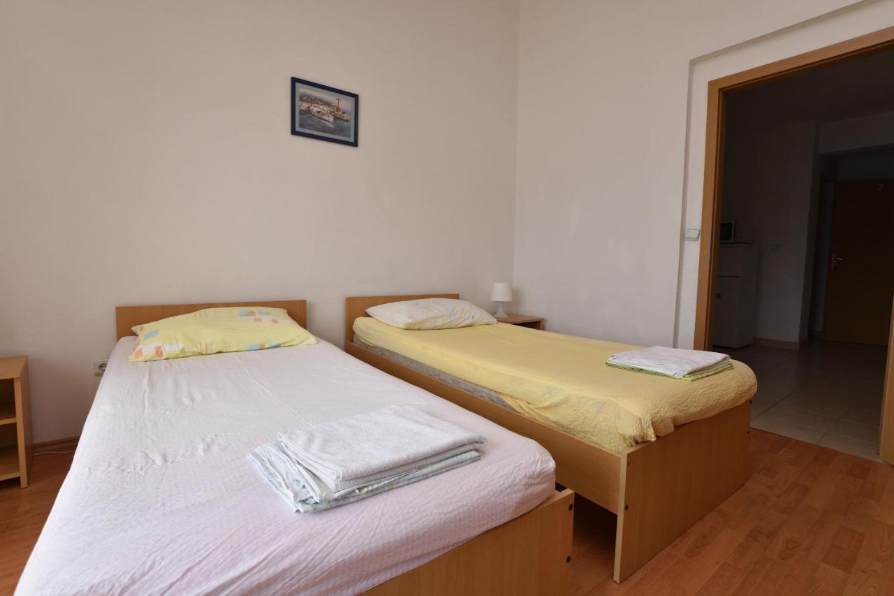 Apartments Jere Primosten Bagian luar foto